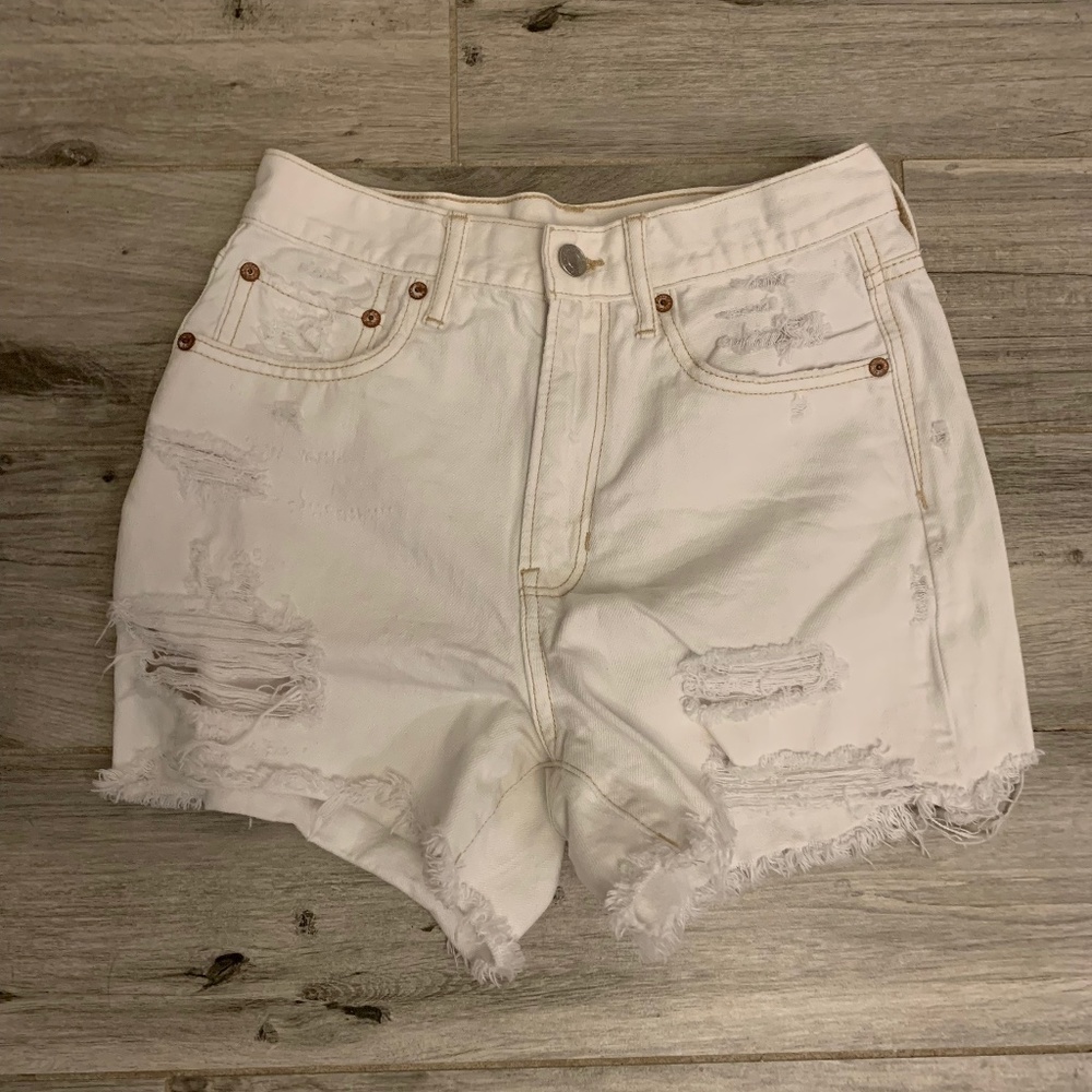 American Eagle High Waist White Distressed Jean Shorts Size 2